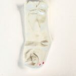 Medias estilo español para bebé y niña · Española – color Beige
