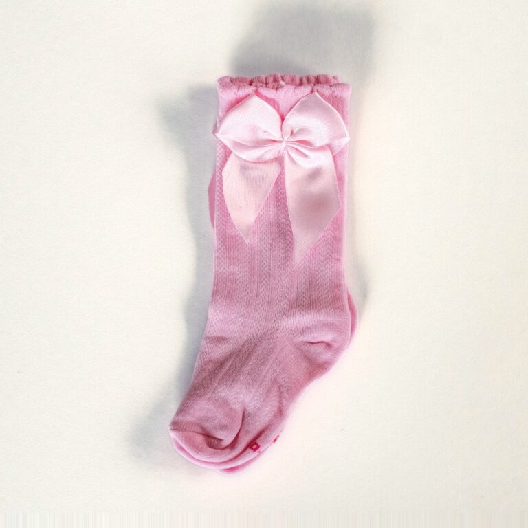 Medias estilo español para bebé y niña · Española – color Rosado