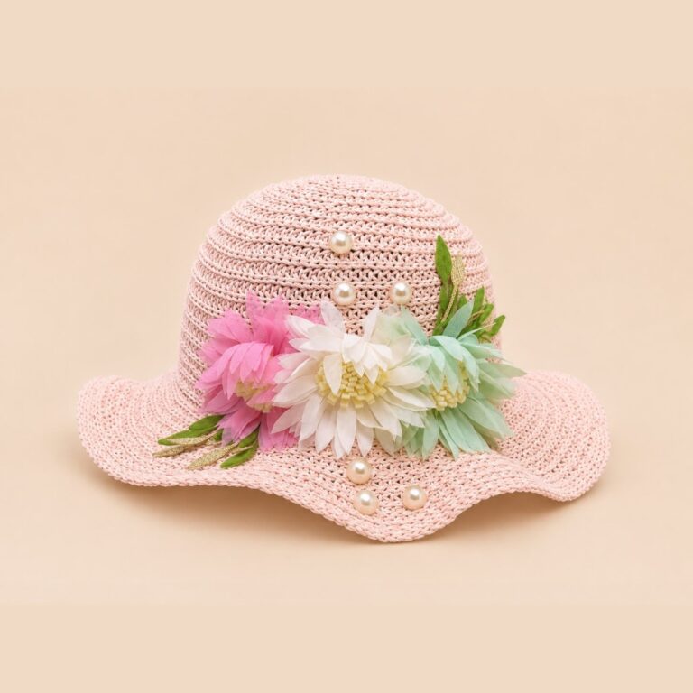 Pava para bebé con tocado floral y perlas · Tocado