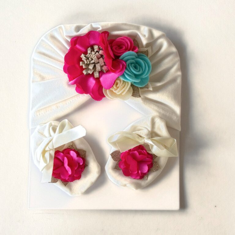 Set de gorro turbante y baletas para bebé con tocado floral · Tocado – color Fucsia