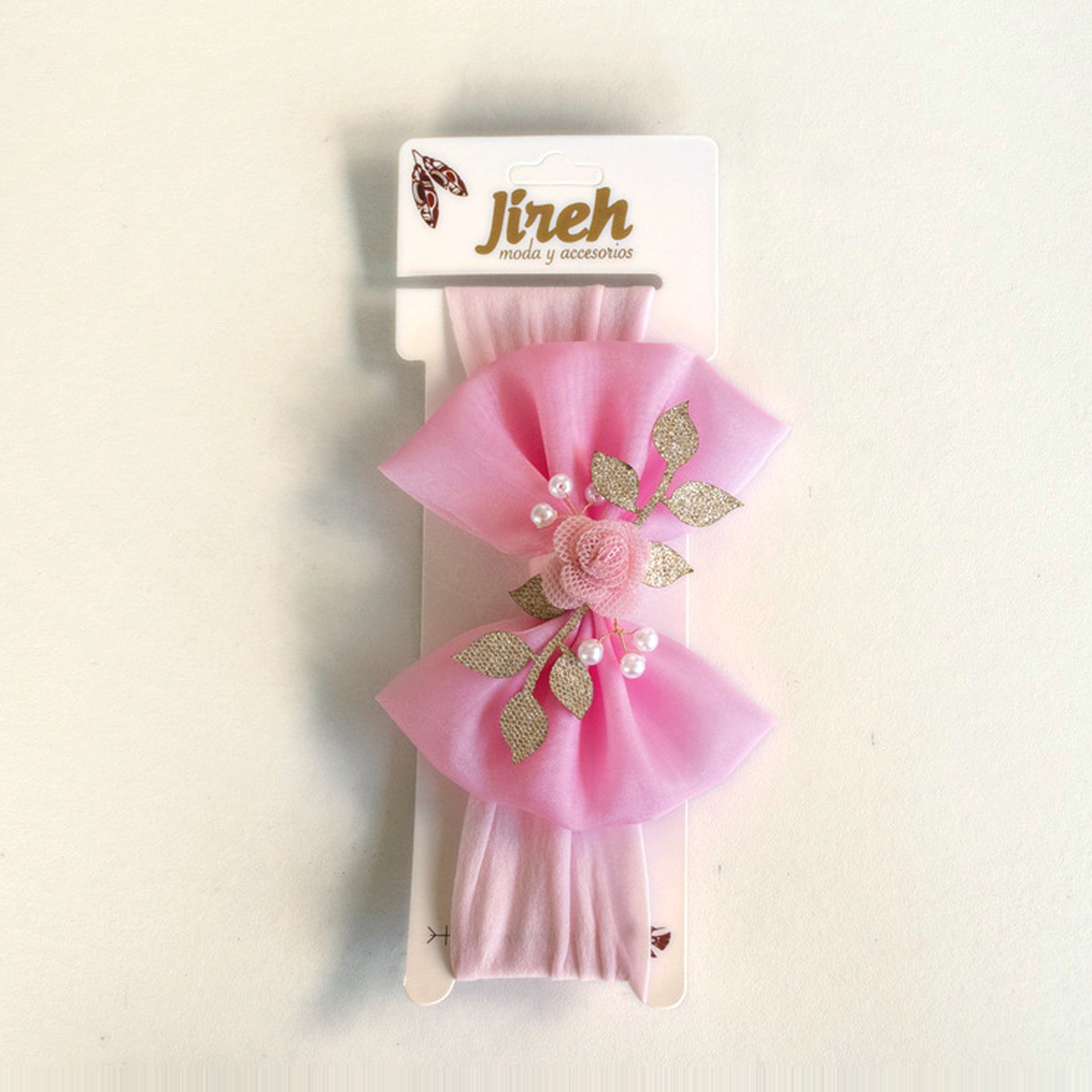 Tocado para bebé con moño, perlas y rosas · Amalia – color Rosado